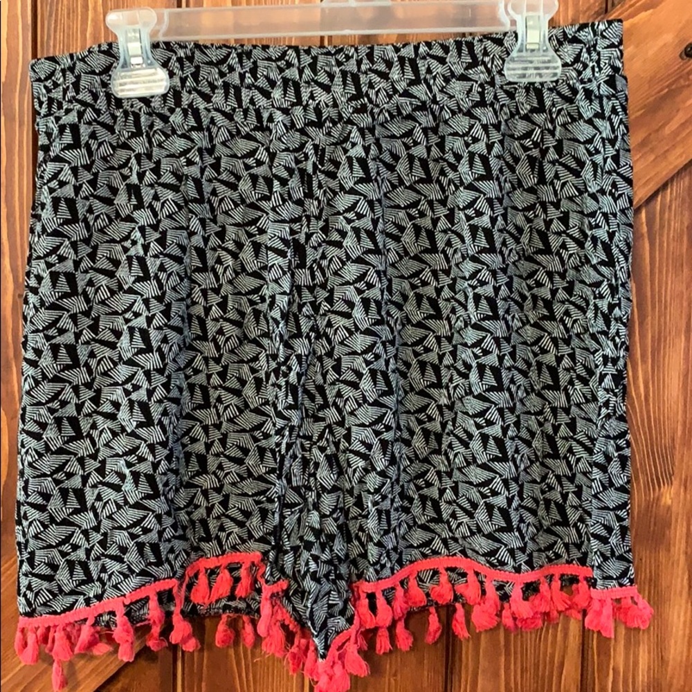 Cato Black Print Shorts Size 14/16